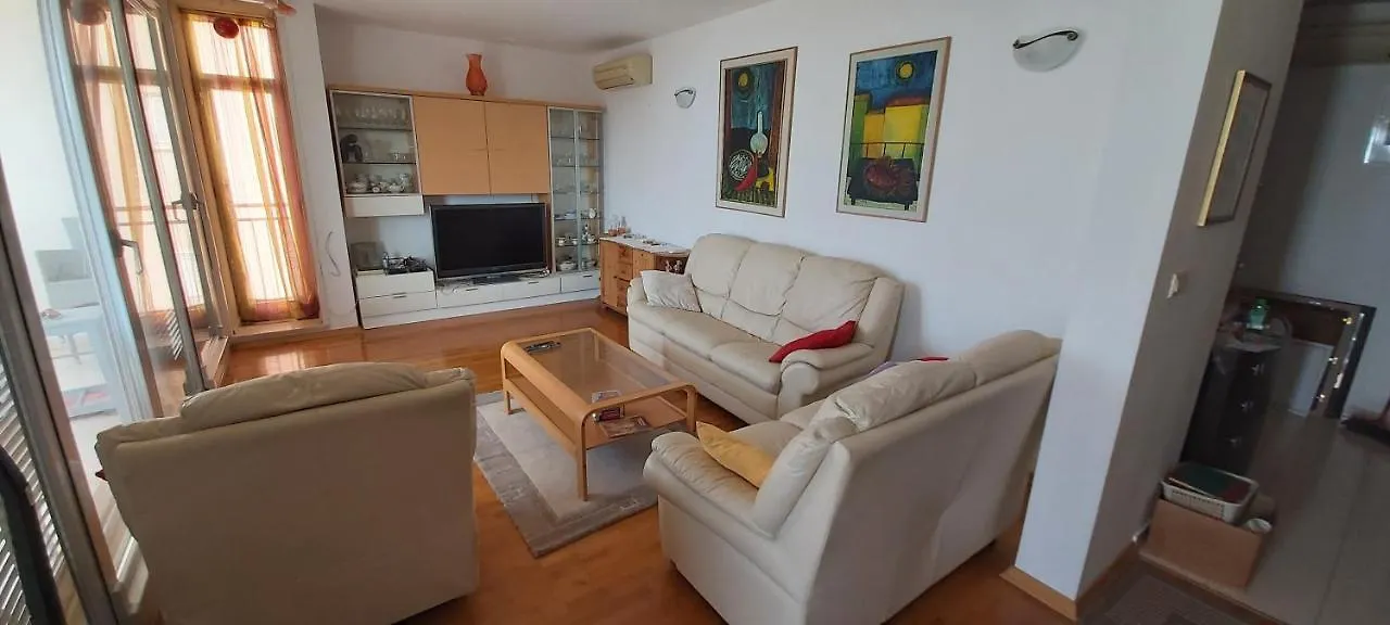Luxury Apartment Tina By The Beach Znjan Σπλιτ