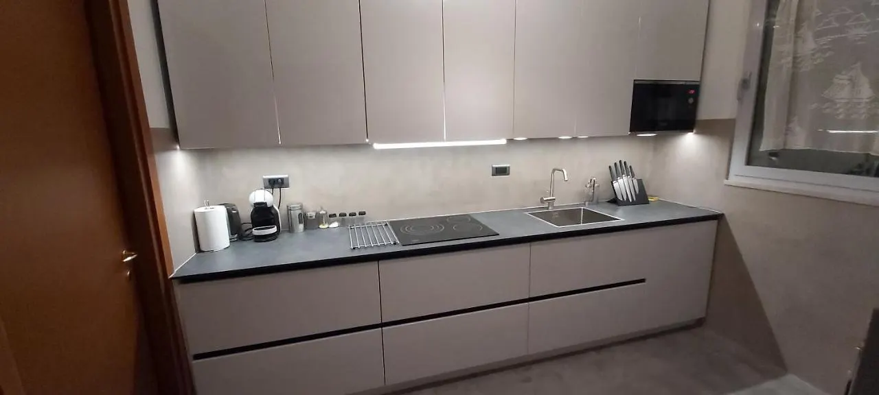 Luxury Apartment Tina By The Beach Znjan Split